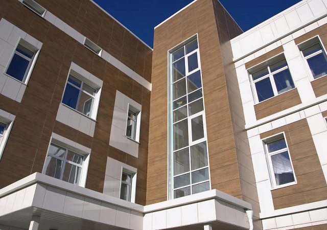 Участковая больница в отдалённом районе Нового Уренгоя готова на 90 процентов